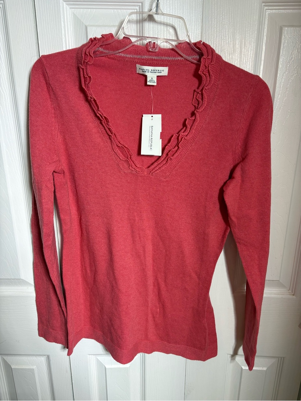Banana Republic Coral Pink V-Neck Ruffle Knit Sweater